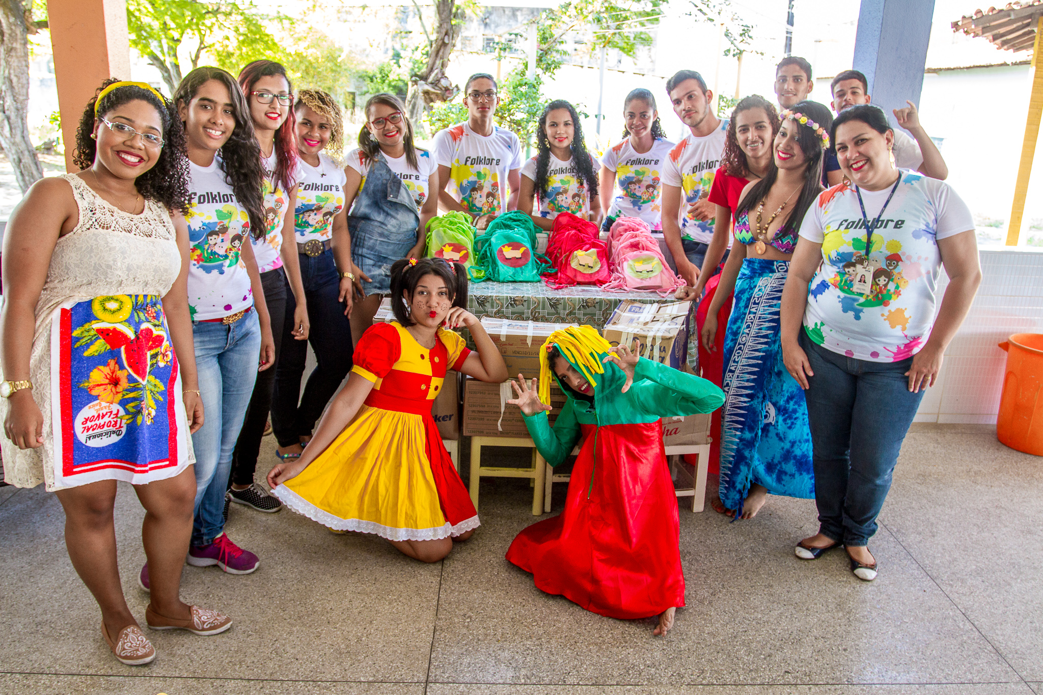 Aprendizes promovem tarde recreativa na Casa Maternal Amélia Leite