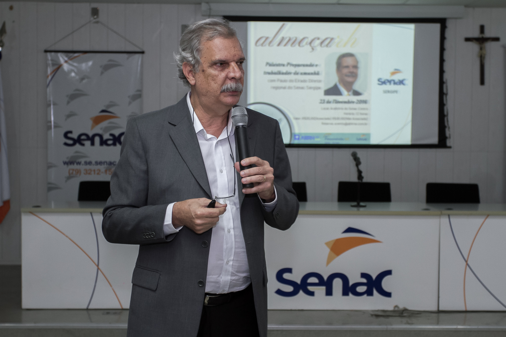 Diretor Regional do Senac profere palestra em evento da ABRH/SE