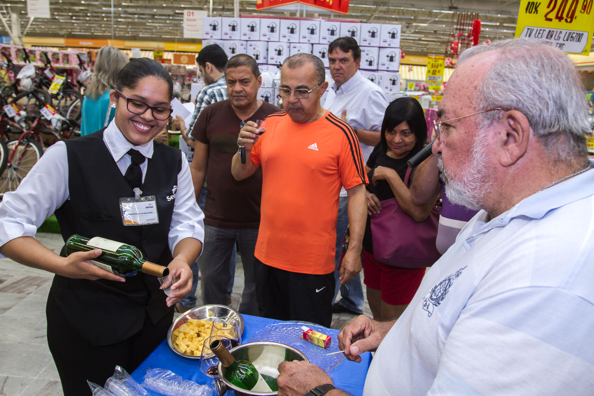 Senac e Cencosud fecham parceria que beneficia alunos dos cursos de Garçom e Eventos