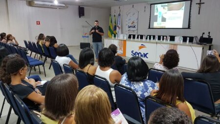 Senac promove workshop de Terapia Podal para alunos e egressos
