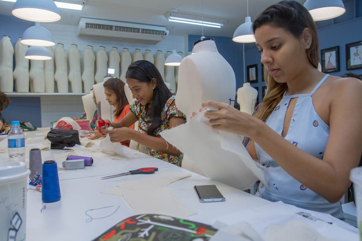 Senac está com turmas abertas para o curso de Estilista de Moda   