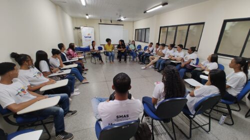 Alunos da UM do Conjunto Jardim participam de roda de conversa sobre trabalho na unidade de Aracaju