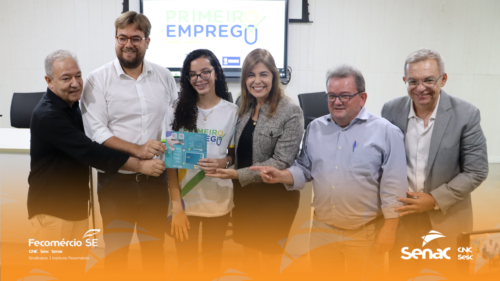 Fecomércio e Senac participam da entrega de cartões do Banese para jovens do Programa Primeiro Emprego