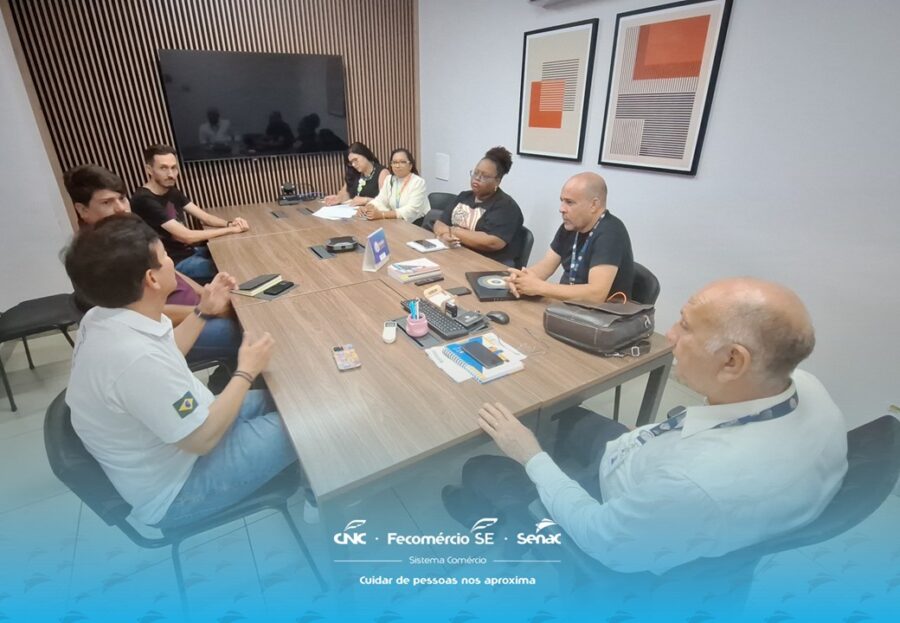 Senac e Setur de Aracaju alinham parceria para qualificação profissional focada em dados