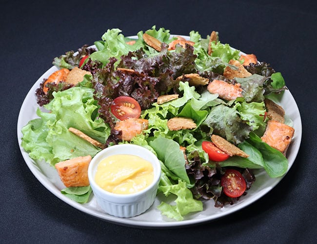 Salada de Salmão Defumado