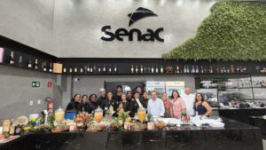 Alunos de Bartender do Senac SE transformam insumos regionais em coquetelaria sustentável 2 IMG 2732